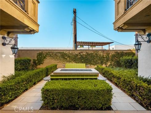 425 S Anaheim  3  Boulevard, Anaheim, CA