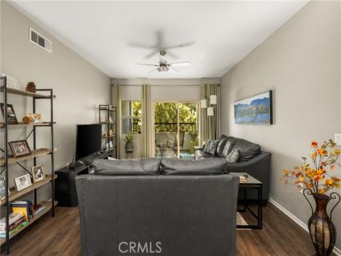 425 S Anaheim  3  Boulevard, Anaheim, CA