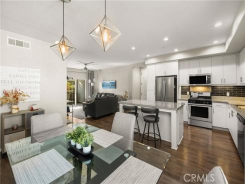 425 S Anaheim  3  Boulevard, Anaheim, CA