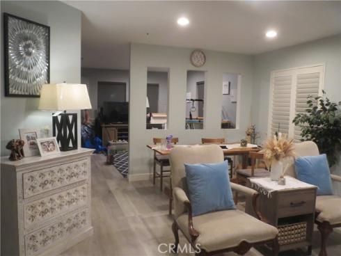 406 E Center  , Anaheim, CA