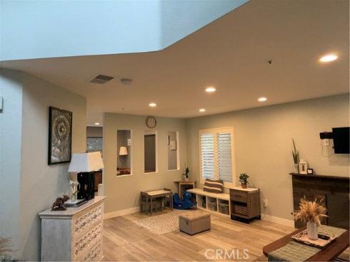 406 E Center  , Anaheim, CA