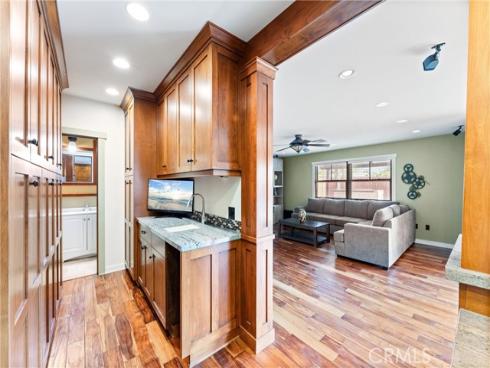 1944 W Lullaby   Lane, Anaheim, CA