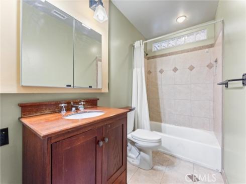 1944 W Lullaby   Lane, Anaheim, CA