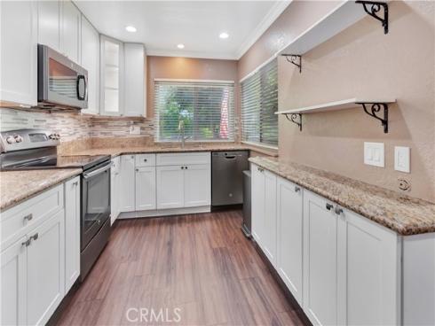 1727 N Willow Woods C Drive, Anaheim, CA