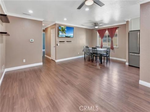 1727 N Willow Woods C Drive, Anaheim, CA