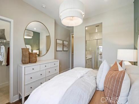 1720 E Park  11  Street, Anaheim, CA