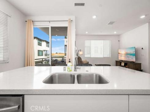 2955 W Lincoln Ave.  7 , Anaheim, CA