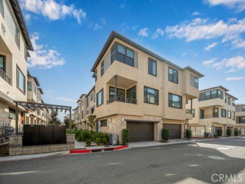 2955 W Lincoln Ave.  7 , Anaheim, CA