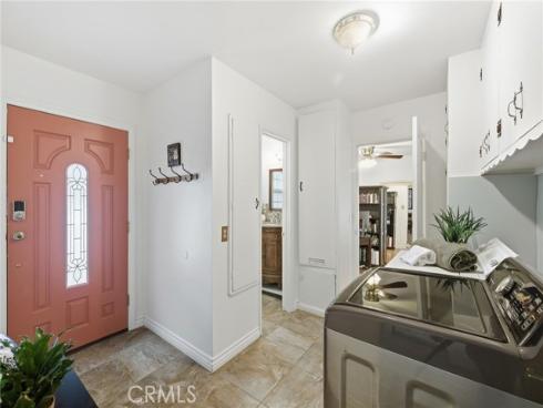 1201 W North , Anaheim, CA