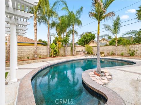 1201 W North , Anaheim, CA