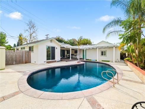 1201 W North , Anaheim, CA