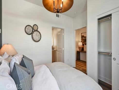 1750 E Park 18 Street, Anaheim, CA