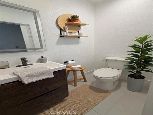 1804 E South , Anaheim, CA