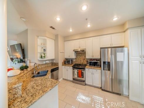 549 W Summerfield , Anaheim, CA