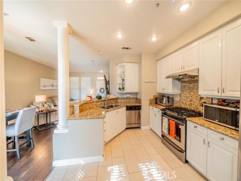 549 W Summerfield , Anaheim, CA