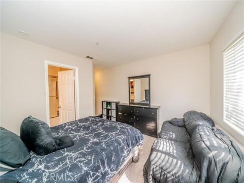 549 W Summerfield , Anaheim, CA