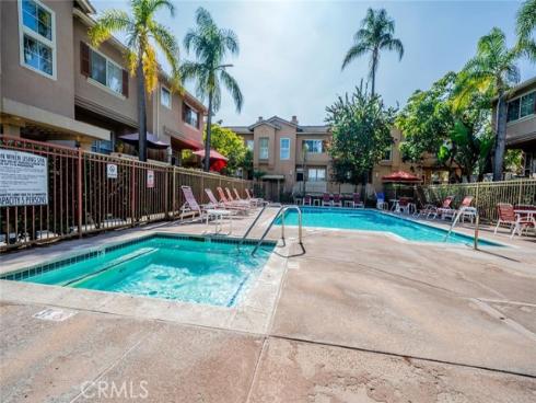 549 W Summerfield , Anaheim, CA