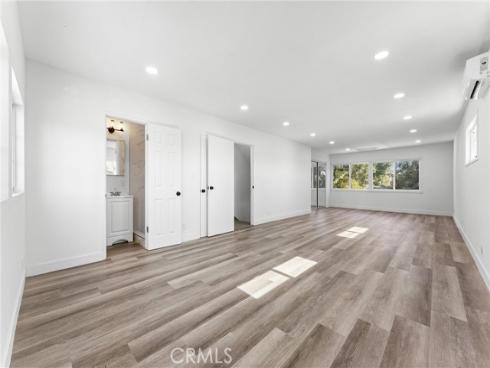 1028 N Mayflower , Anaheim, CA