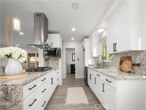 638 N Buttonwood , Anaheim, CA