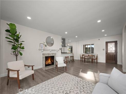 638 N Buttonwood , Anaheim, CA