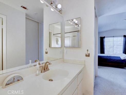 930 E Chestnut   Street, Anaheim, CA