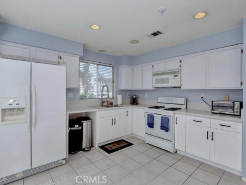 930 E Chestnut   Street, Anaheim, CA