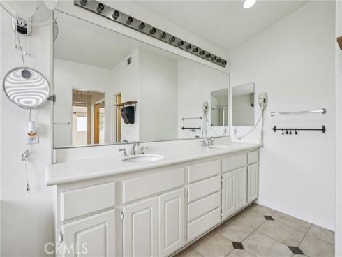 612 S Halliday , Anaheim, CA