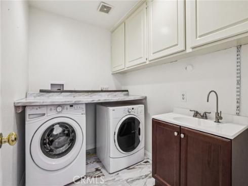 612 S Halliday , Anaheim, CA