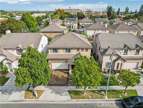 612 S Halliday , Anaheim, CA