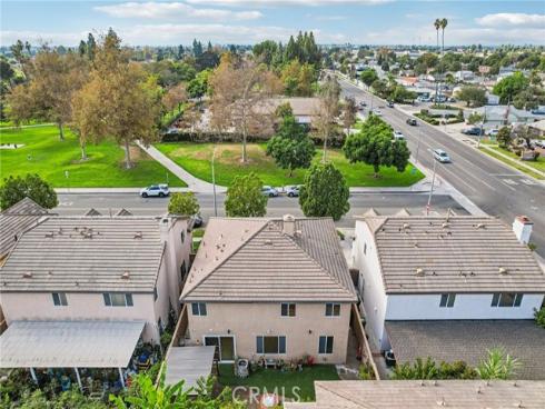 612 S Halliday , Anaheim, CA