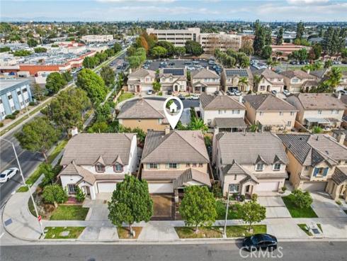 612 S Halliday , Anaheim, CA