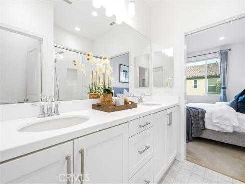 677 S District  , Anaheim, CA