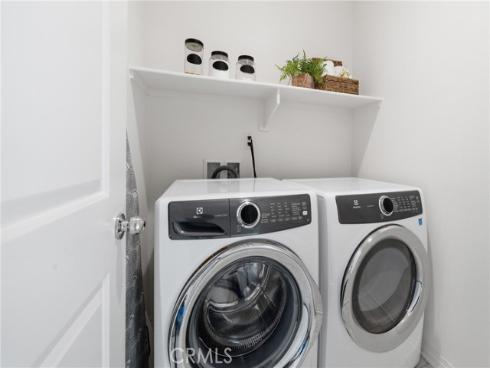 677 S District  , Anaheim, CA