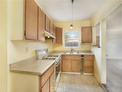 925 N Dickel Street, Anaheim, CA