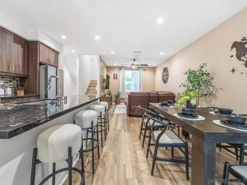 707 S Mosaic St , Anaheim, CA