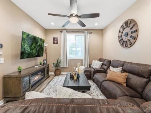 707 S Mosaic St , Anaheim, CA