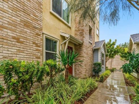 707 S Mosaic St , Anaheim, CA