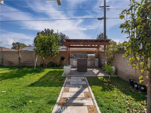 1414 E South  , Anaheim, CA