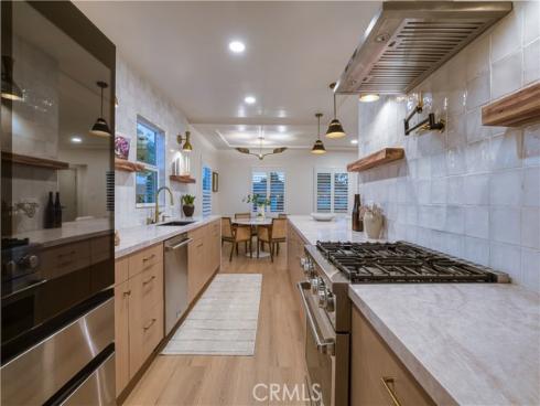 925 W Autumn , Anaheim, CA