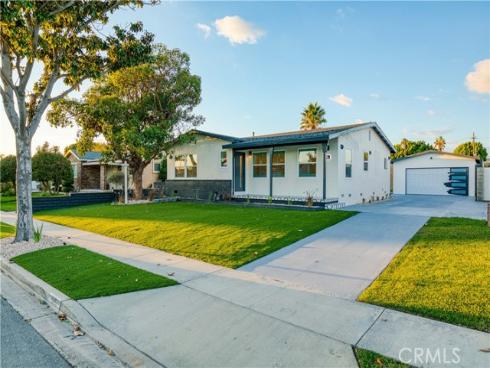 925 W Autumn , Anaheim, CA