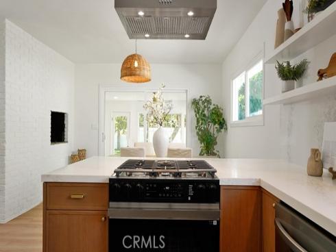 579 N Century  , Anaheim, CA