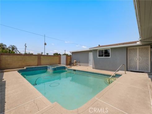 930 S Emerald Street, Anaheim, CA