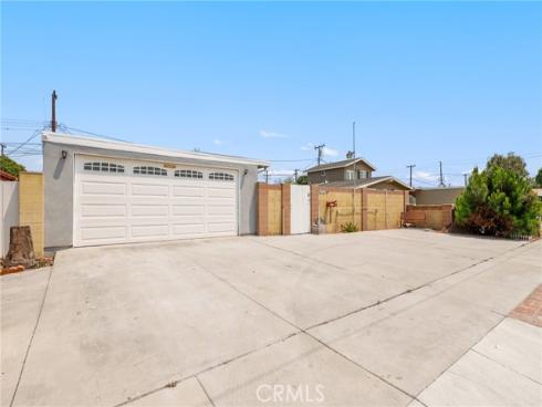 930 S Emerald Street, Anaheim, CA