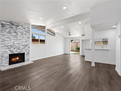 930 S Emerald Street, Anaheim, CA