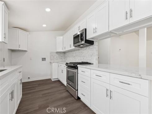 930 S Emerald Street, Anaheim, CA