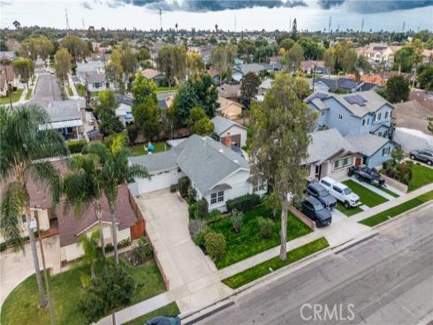 1556 W Harriet   Lane, Anaheim, CA