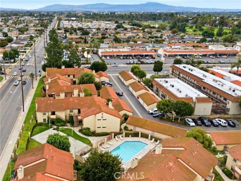 2637 W Cameron  118  Court, Anaheim, CA