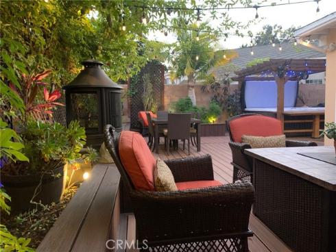 2512 W Halfmoon  , Anaheim, CA