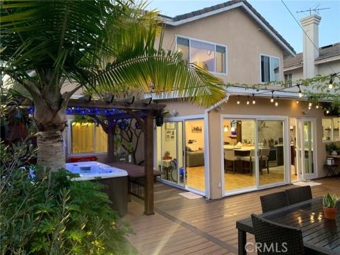 2512 W Halfmoon  , Anaheim, CA