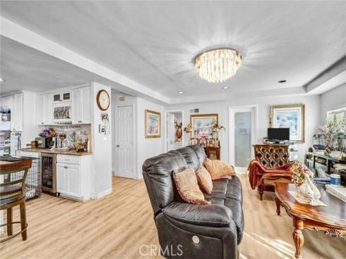 1341 S Pembrooke Lane, Anaheim, CA